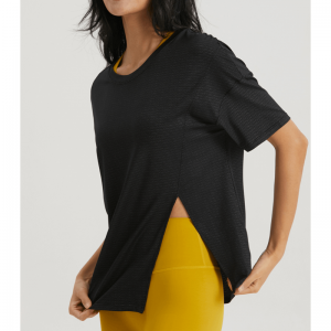 首のソリッドカラーヨガTシャツを分割します